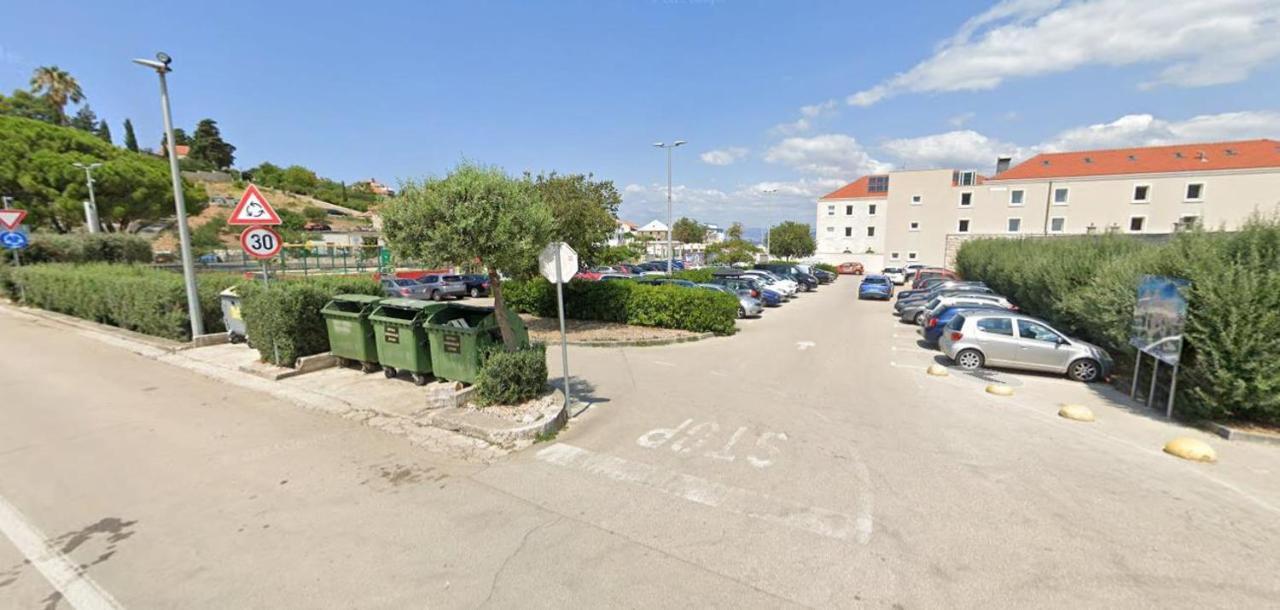 Apartments Jaksic Postira Exterior foto